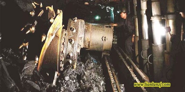 SGZ630/220刮板輸送機(jī)上下滑動(dòng)原來是由這幾個(gè)原因引起的