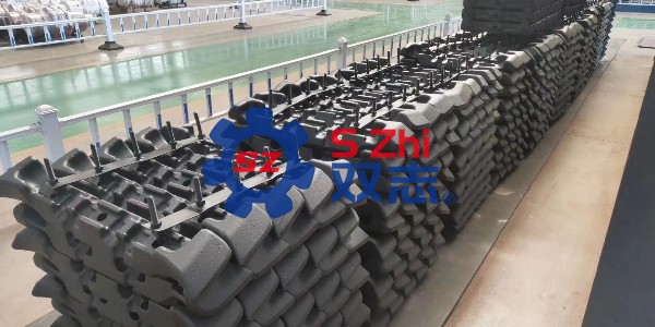 刮板輸送機(jī)的刮板一般磨損多少毫米要更換？_河南雙志